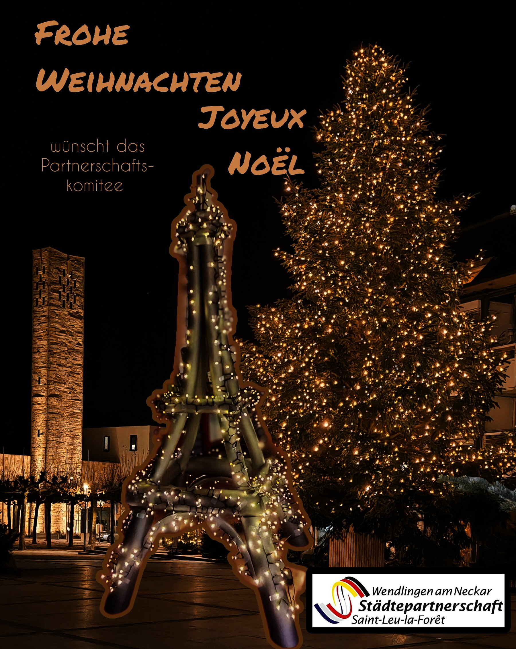 Weihnachtsgruß mit beleuchtetem Weihnachtsbaum und nachgestelltem Eiffelturm
